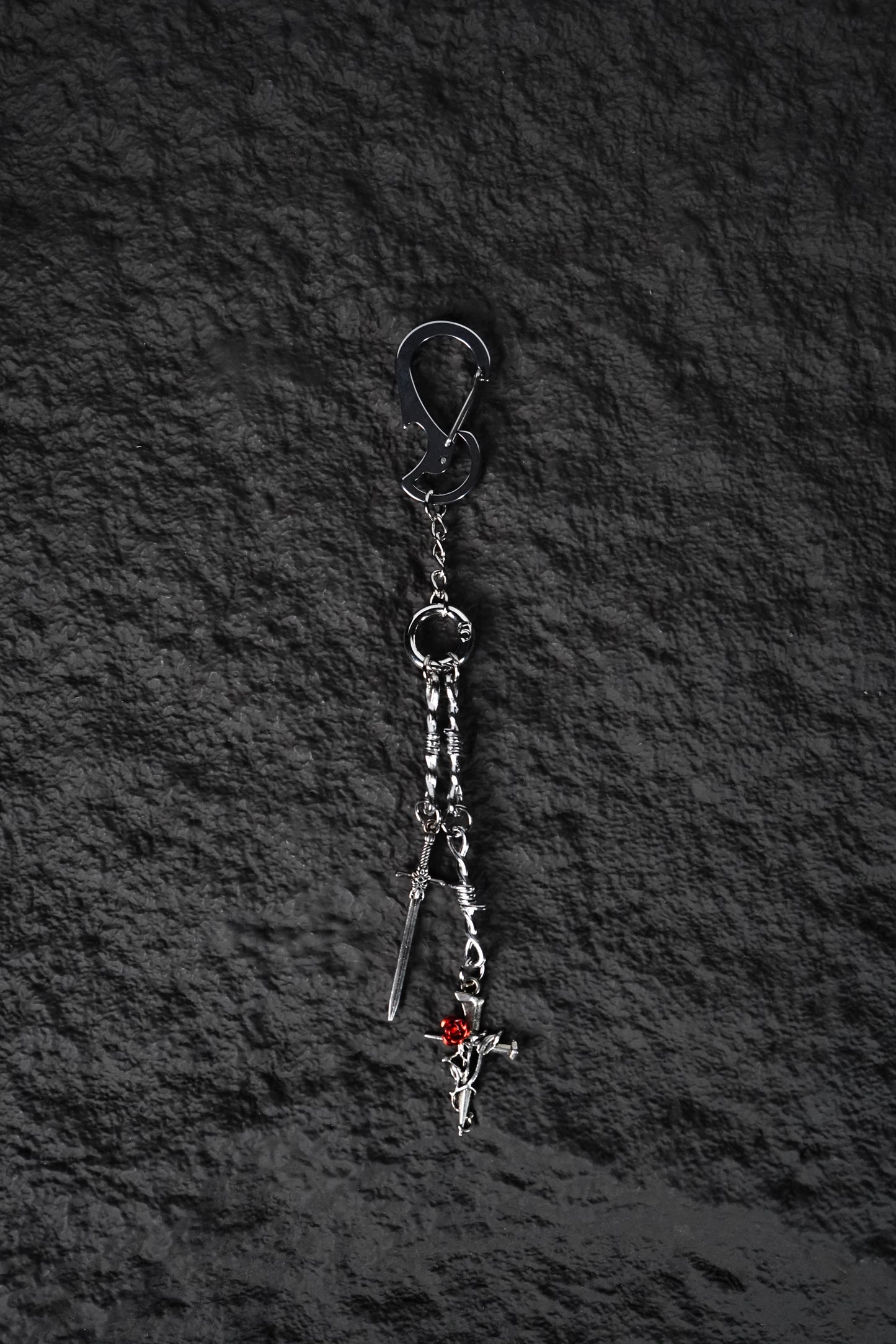 ROSE BLADE KEYCHAIN