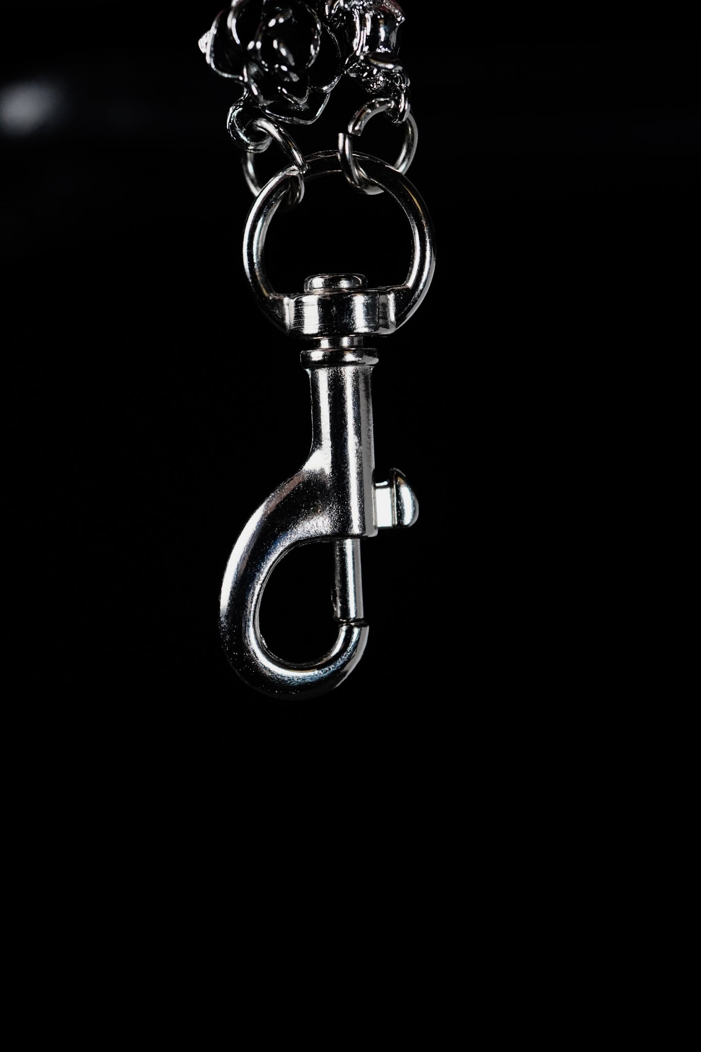 BLACKROSE KEYCHAIN