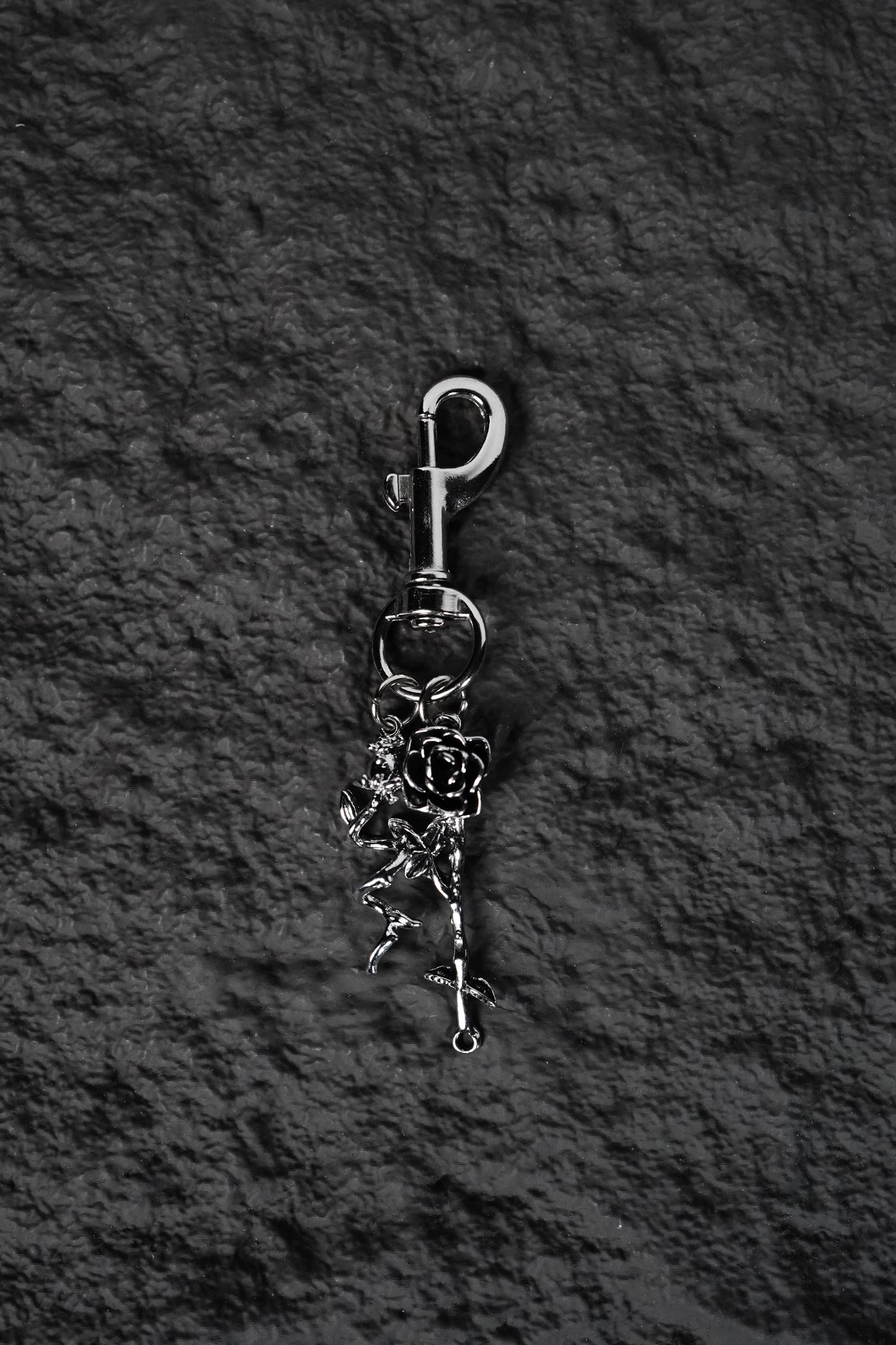 BLACKROSE KEYCHAIN