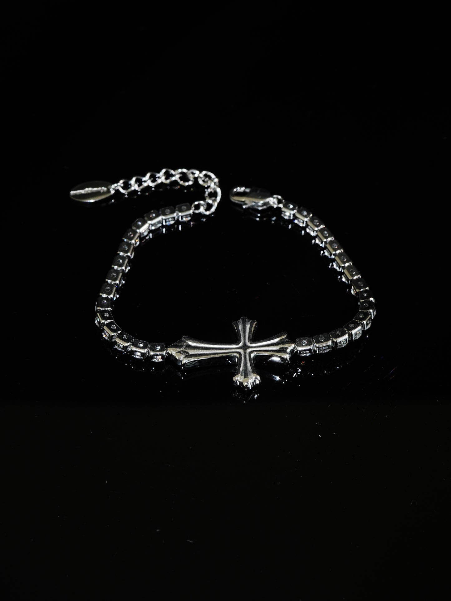 TENNIS CROSS BRACELET