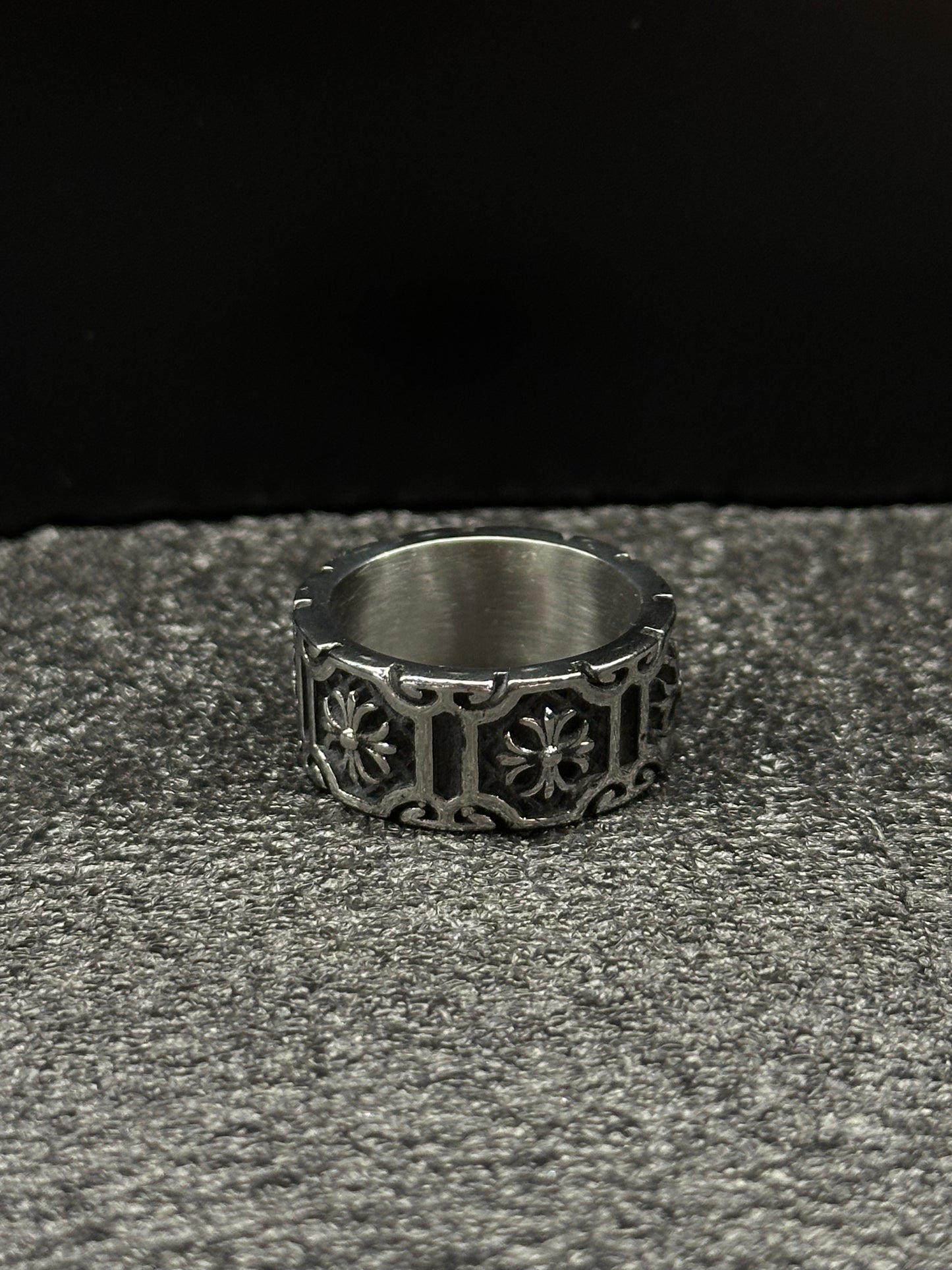 RING CROSS FLOWER