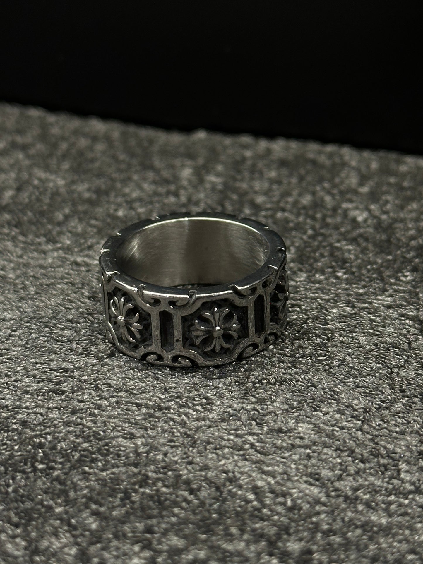 RING CROSS FLOWER