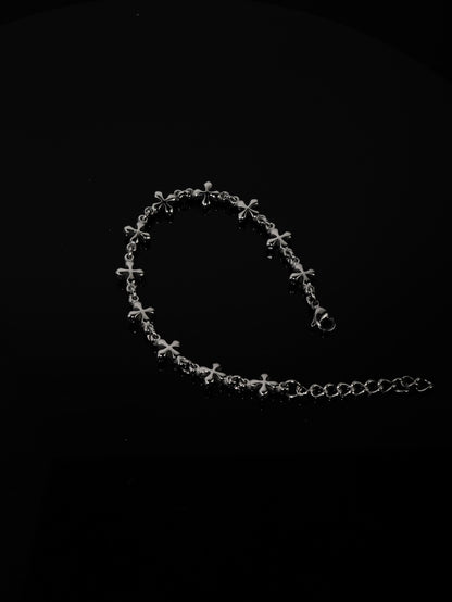 CLOVER CROSS BRACELET