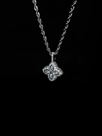 WHITE ICE CLOVER