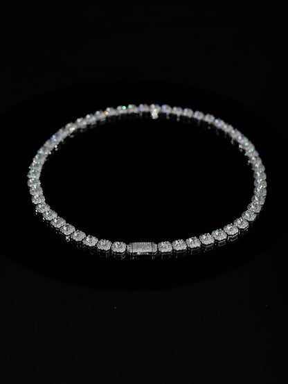 DIAMOND HALO