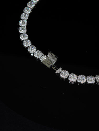 DIAMOND HALO