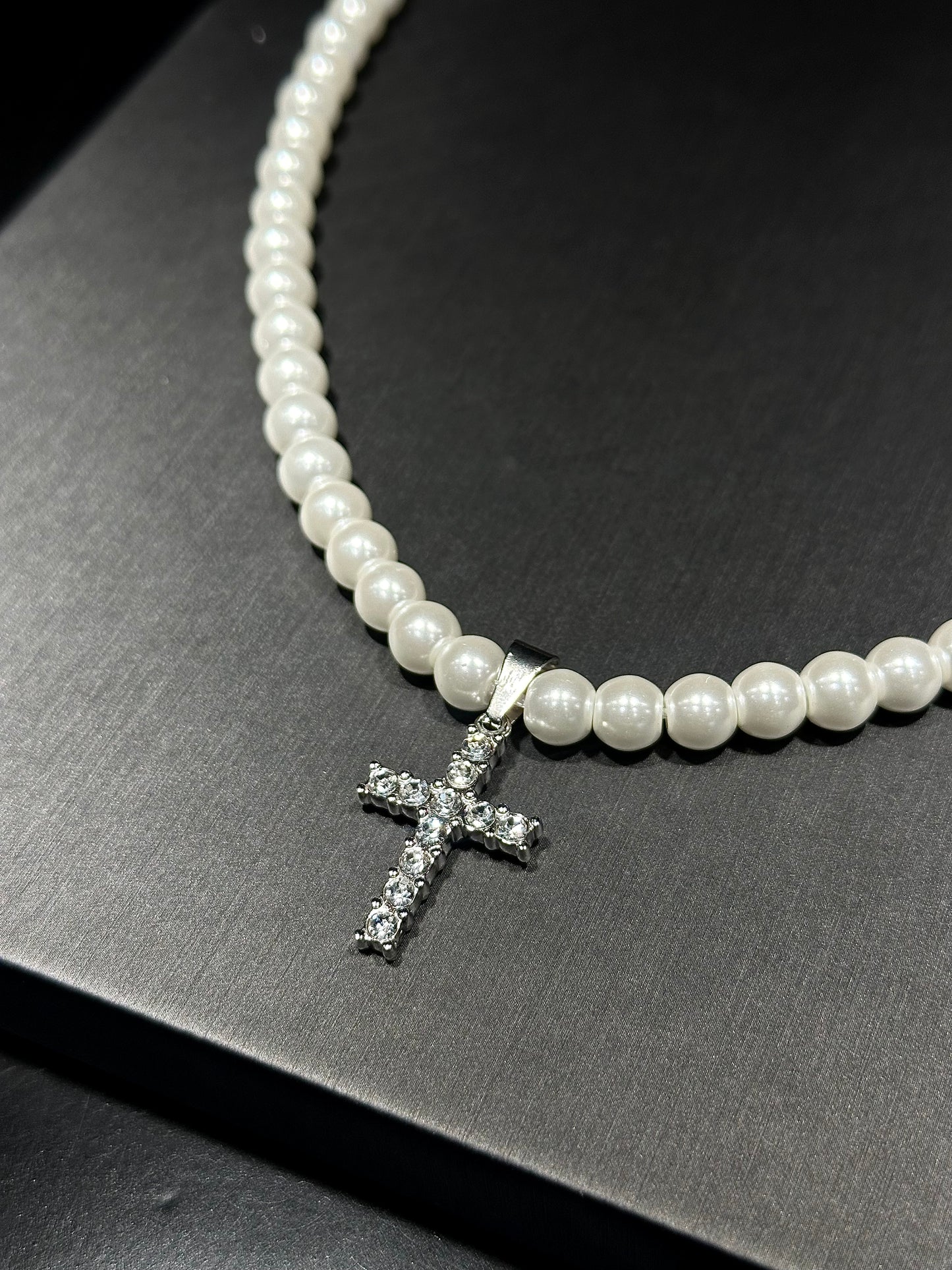 PEARL CROSS