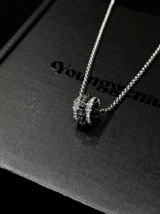 DIAMOND SKULL