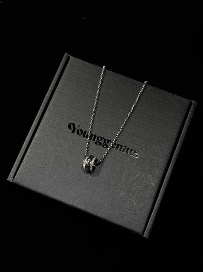 DIAMOND SKULL