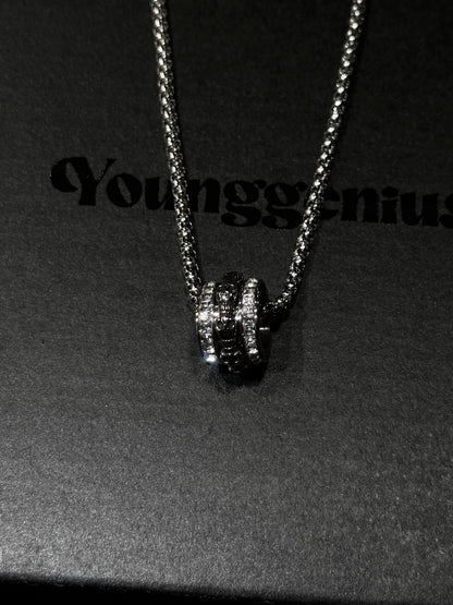 DIAMOND SKULL