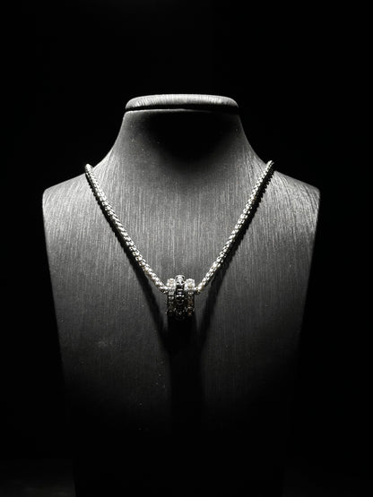DIAMOND SKULL